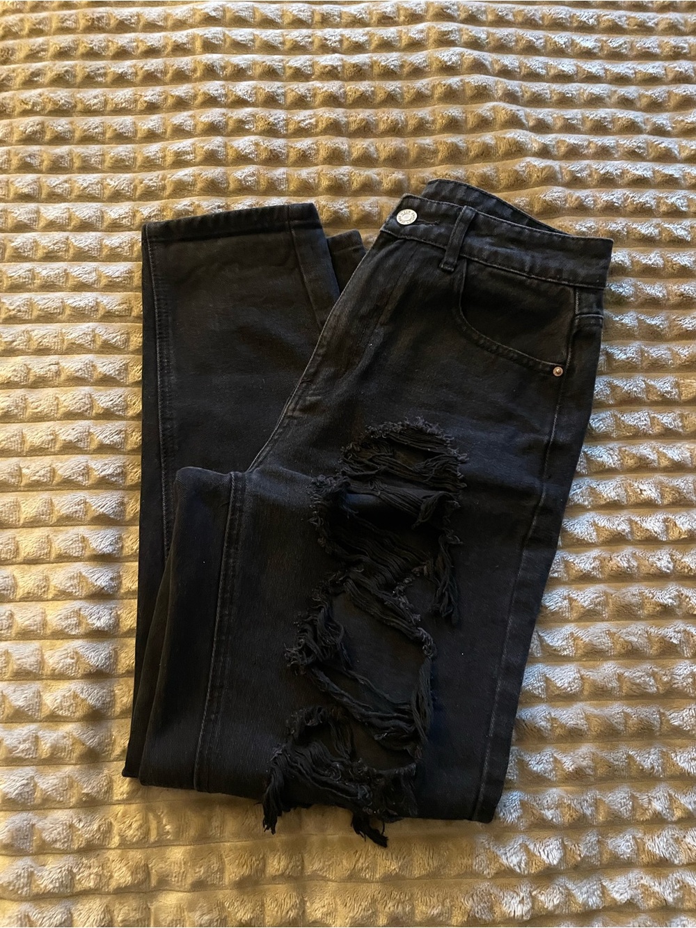 SHEIN | Women’s Black Distressed High-Waist Jeans | Straight Leg Jeans - Picture 8 of 16